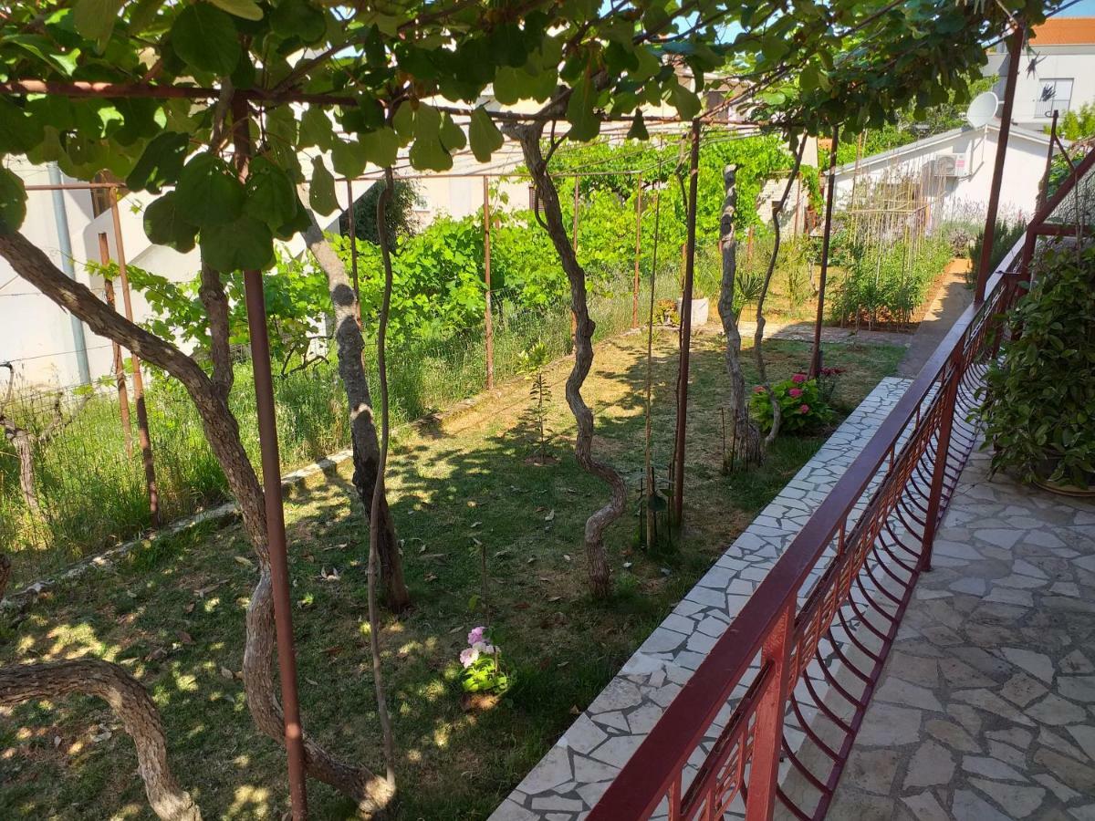 Levak Apartments - Apt. 2 Pjescana Uvala Exterior photo